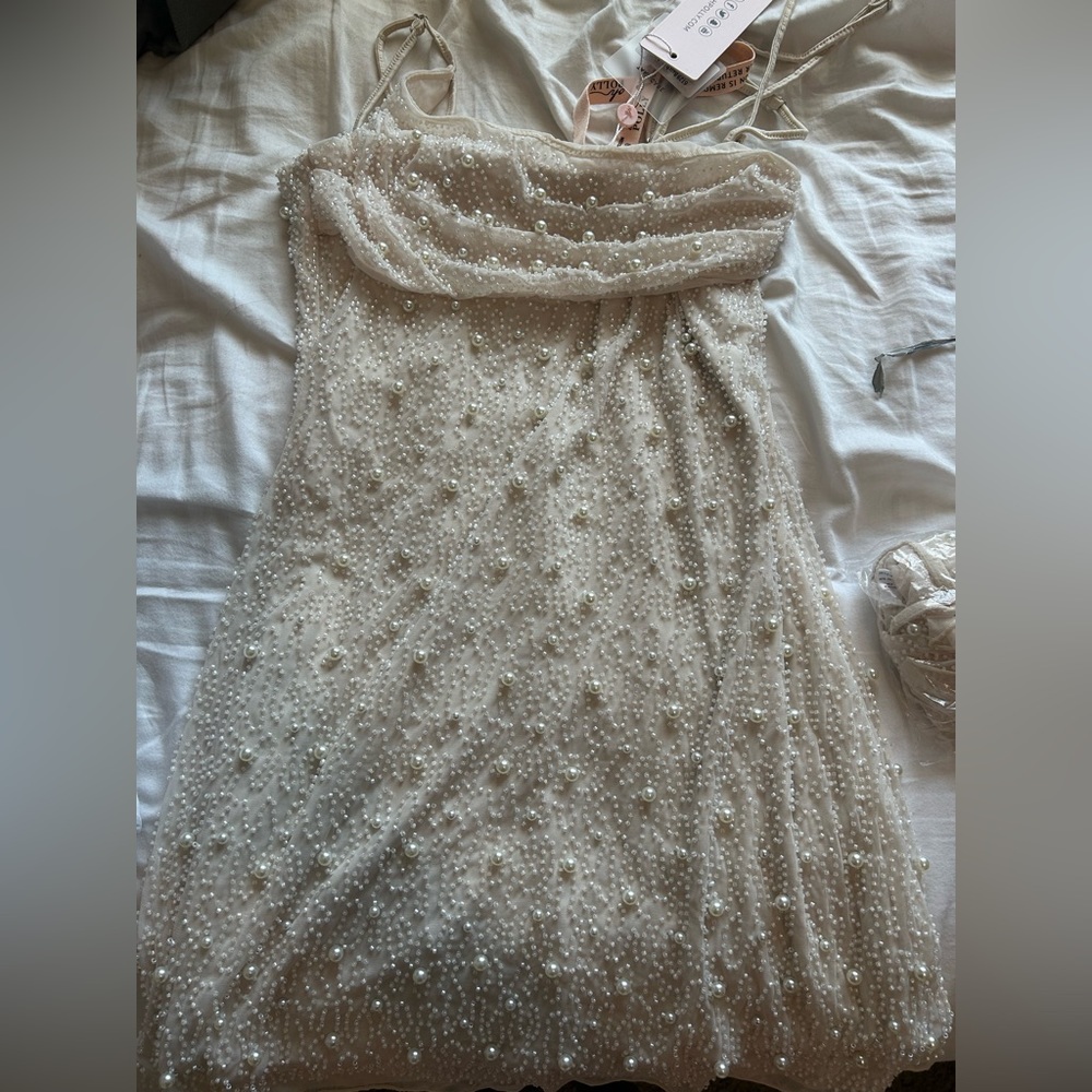 never wore the dress